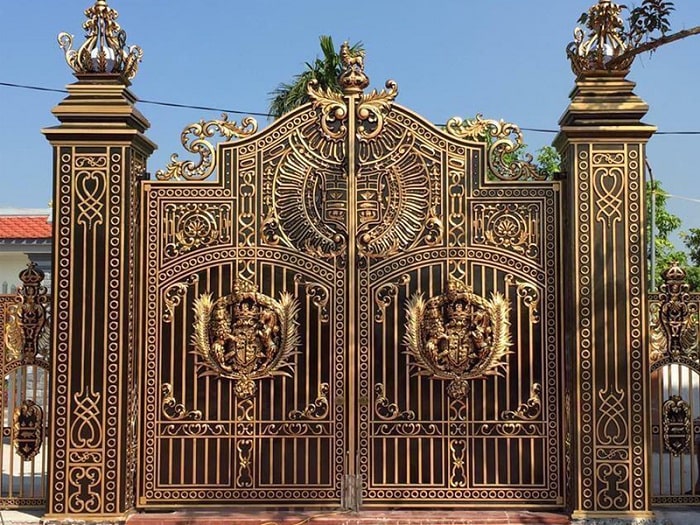 kích thước lỗ ban cửa cổng